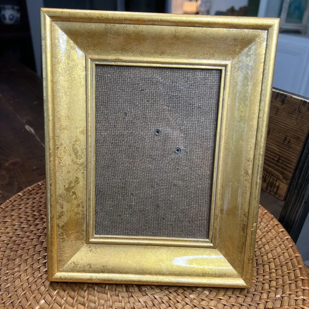 Gold wood picture frame 5X7